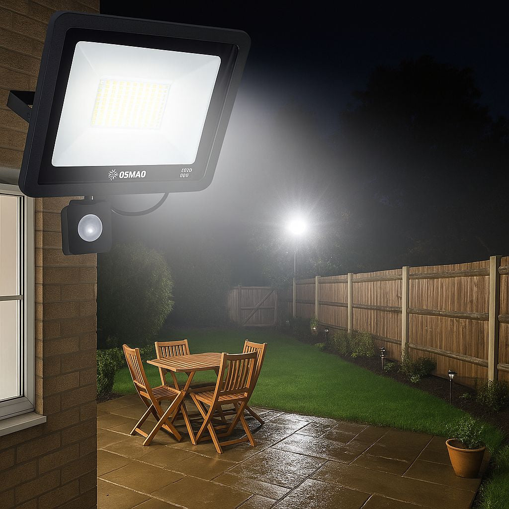 Foco Led Exterior Con Sensor Movimiento 150w Ip66 Resistente Negro Blanco Frío